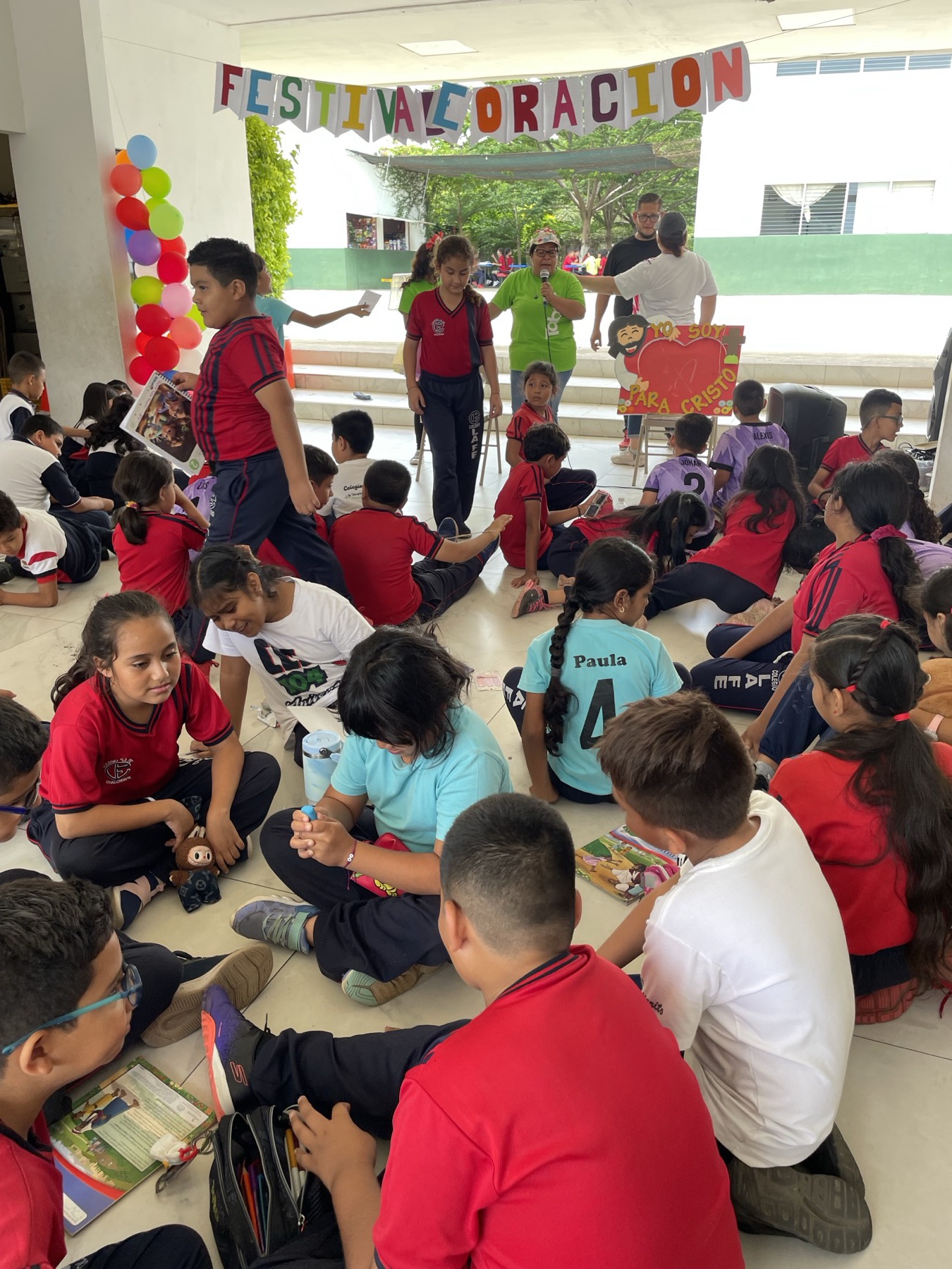 Estudiantes de Cuarto Grado del Colegio La Fe