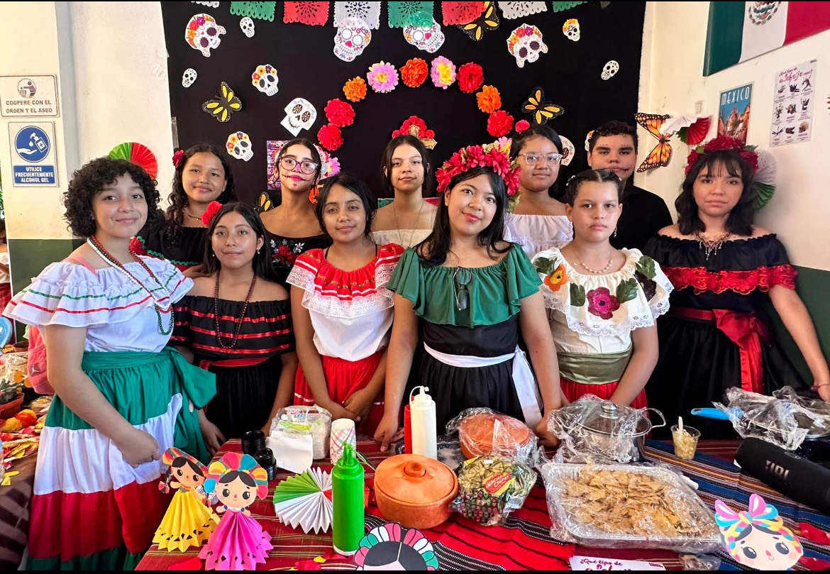 Estudiantes de Octavo Grado del Colegio La Fe