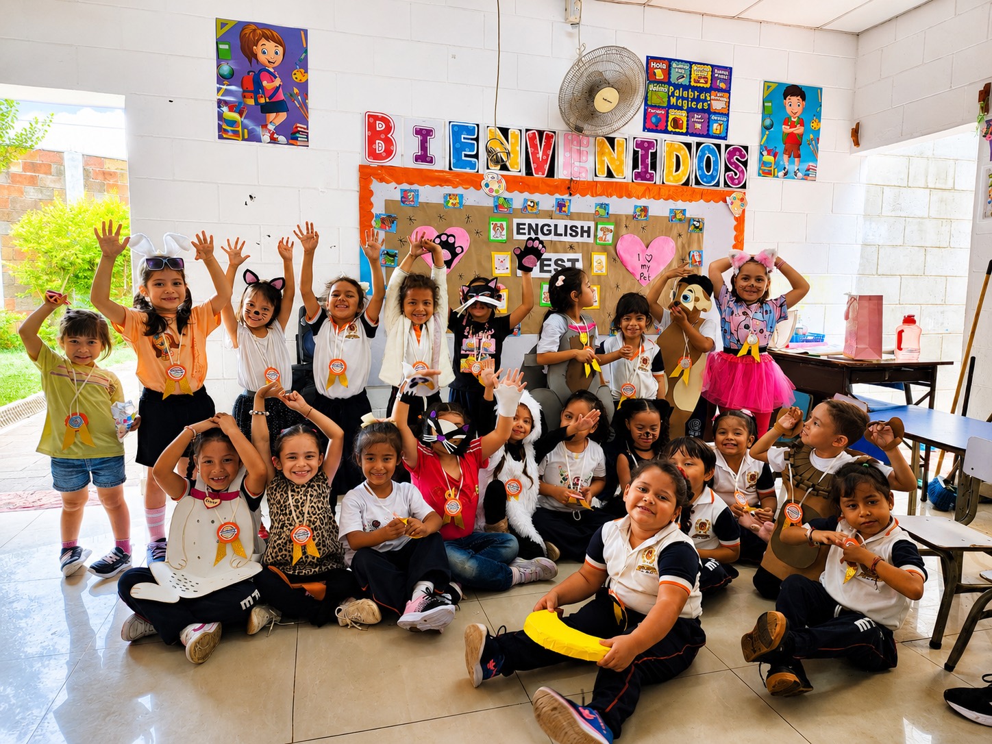 Pequeños de Parvularia 5 en actividades