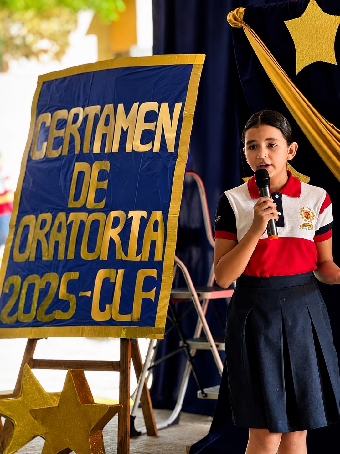 Estudiantes de Sexto Grado en actividades
